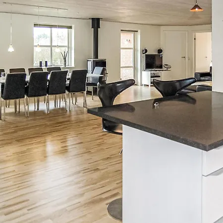 Lovely In Blvand With Kitchen *