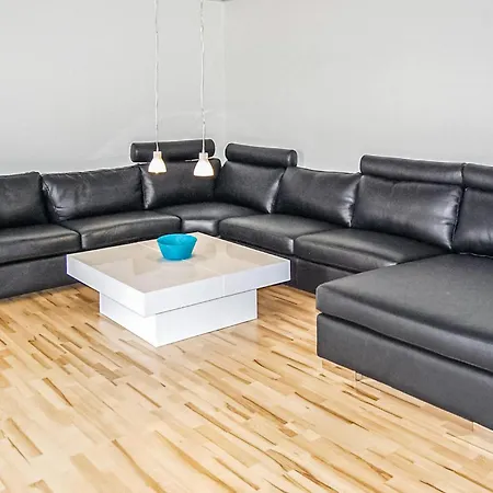 Lovely In Blvand With Kitchen *